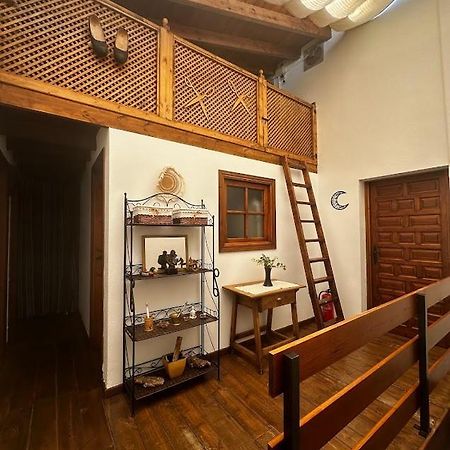 Espaciosa Y Elegante Casa Rural En Los Marines Ngoại thất bức ảnh
