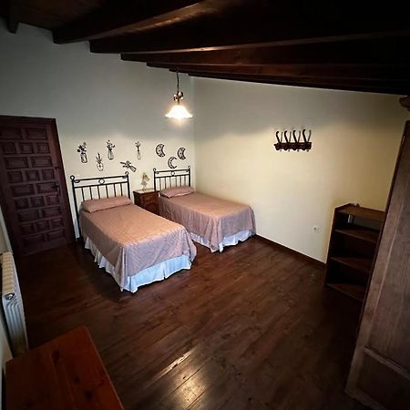 Espaciosa Y Elegante Casa Rural En Los Marines Ngoại thất bức ảnh