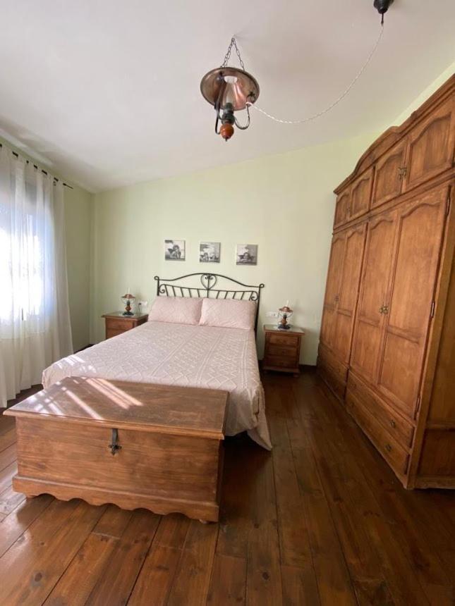 Espaciosa Y Elegante Casa Rural En Los Marines Ngoại thất bức ảnh