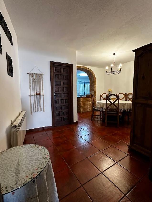 Espaciosa Y Elegante Casa Rural En Los Marines Ngoại thất bức ảnh