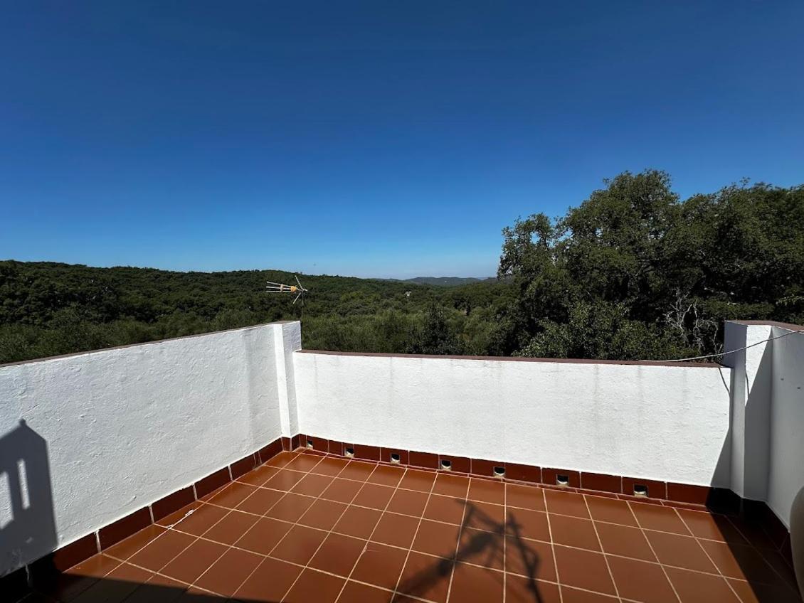 Espaciosa Y Elegante Casa Rural En Los Marines Ngoại thất bức ảnh