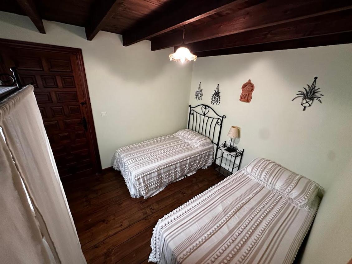 Espaciosa Y Elegante Casa Rural En Los Marines Ngoại thất bức ảnh